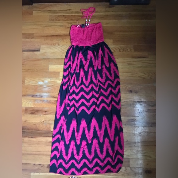Dresses & Skirts - Brand New Maxi Dress not